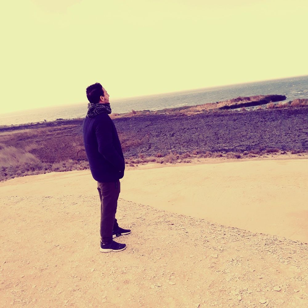 sea ​​and desert