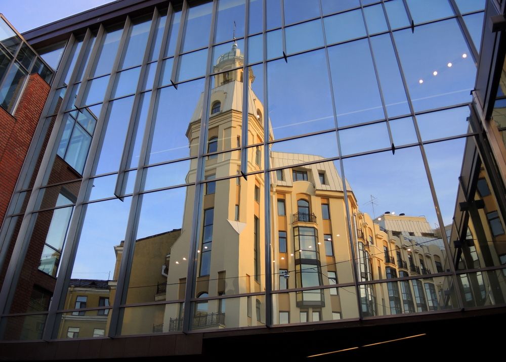 Зеркало для города