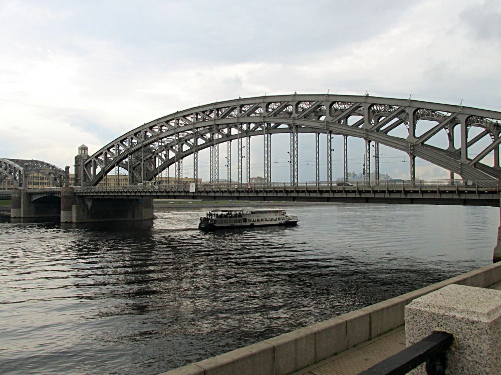 Мост Петра Великого.