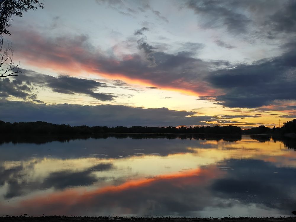 Природное зеркало