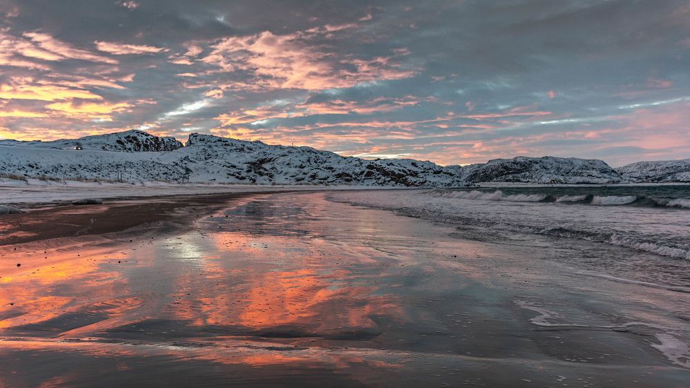 Рассвет из пены морской