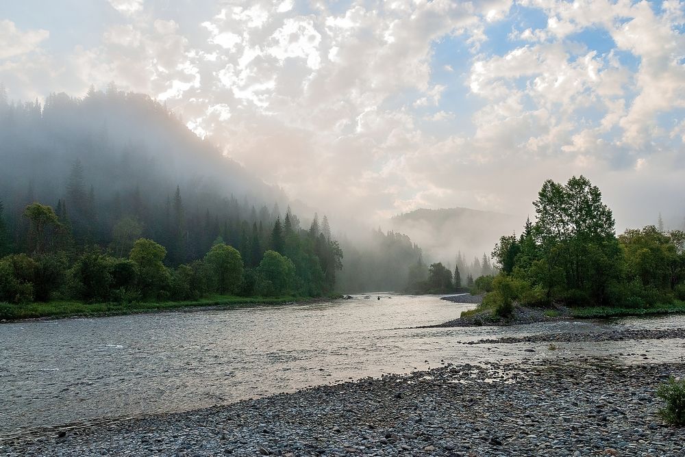 Утро на реке Кия