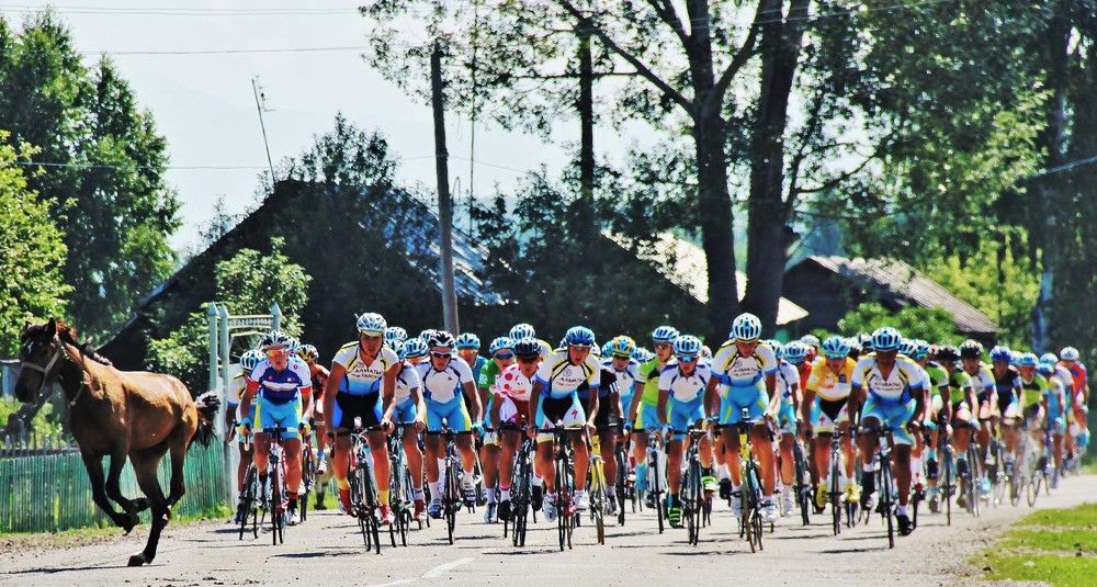 ГАЛОП-ГОНКА С ЛИДЕРОМ