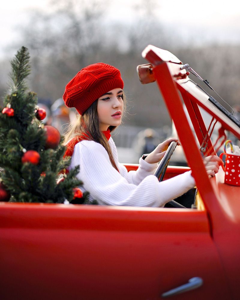 Photograph by Yulia Kineberg