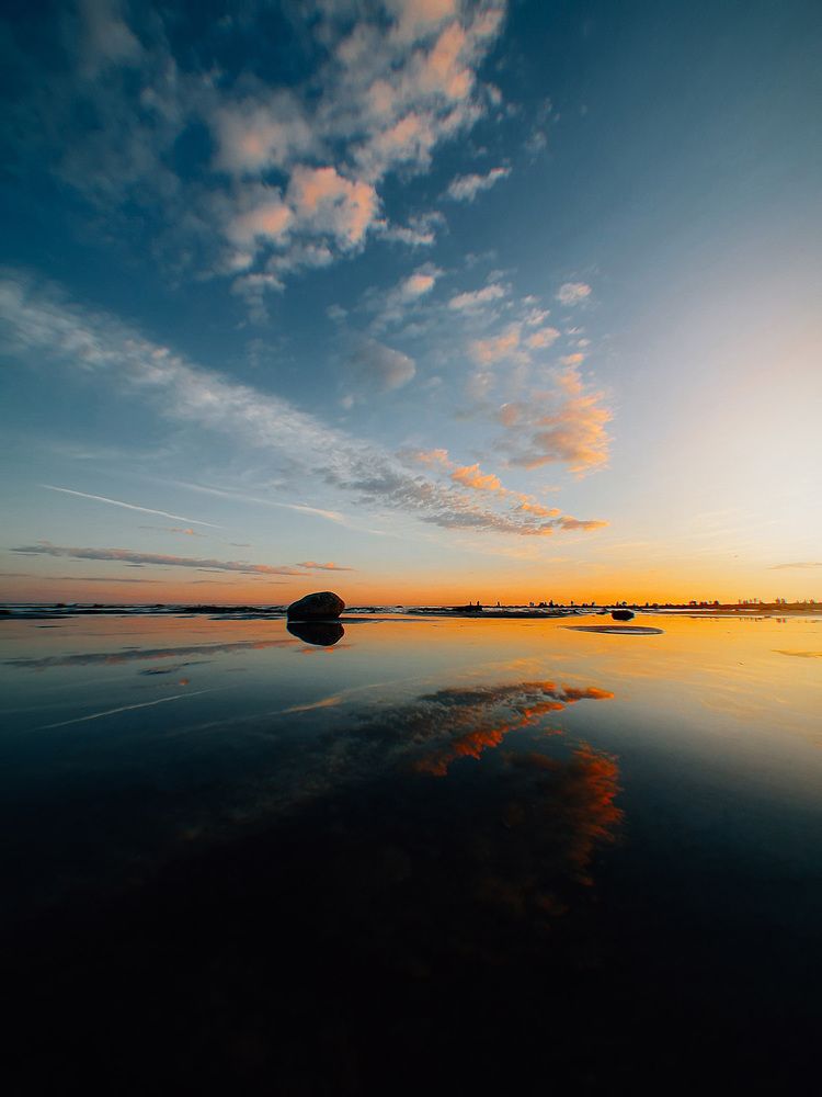 Зеркало залива