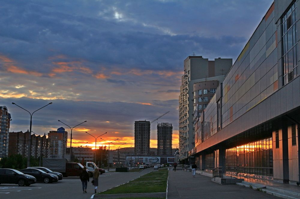 Закатилось солнышко за горку