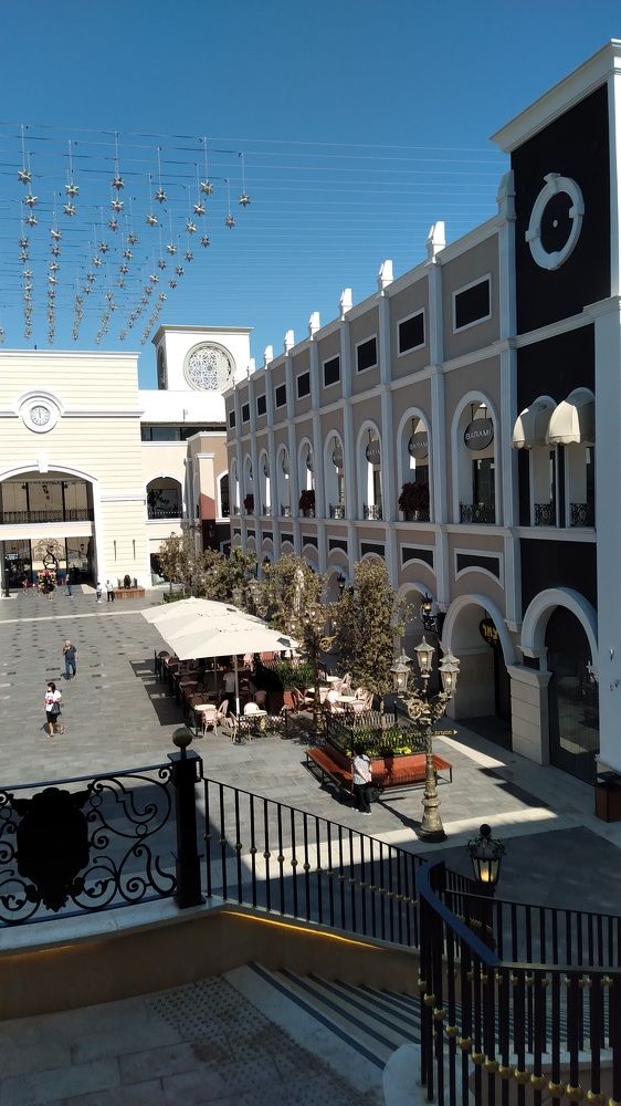 Фотография автора Henry Tobias