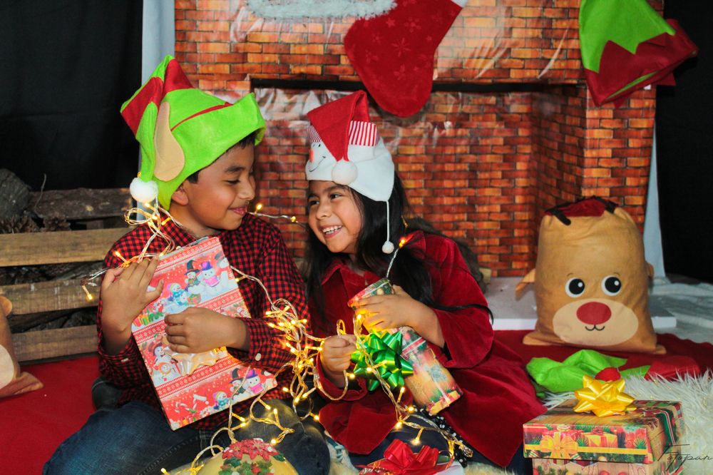 Photograph by Luis Par