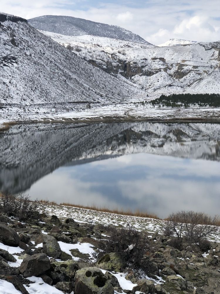 Вулканическое озеро.