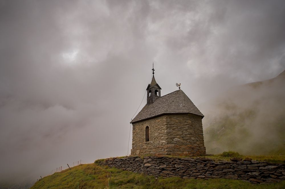 Photograph by Milan Uhrin
