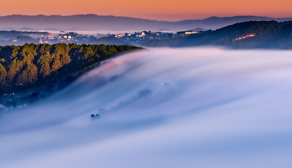 Photograph by Lê Huy Anh