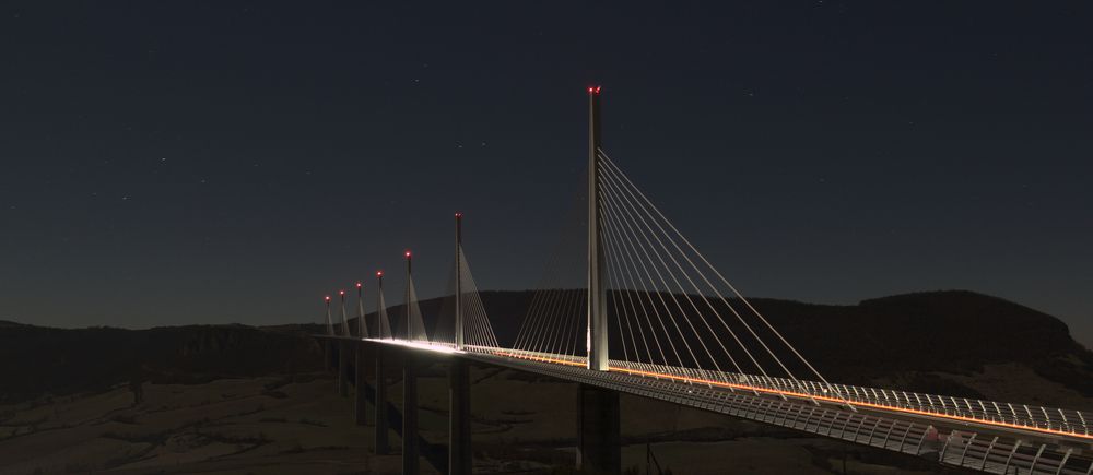viaduc de Millau ...Une nuit