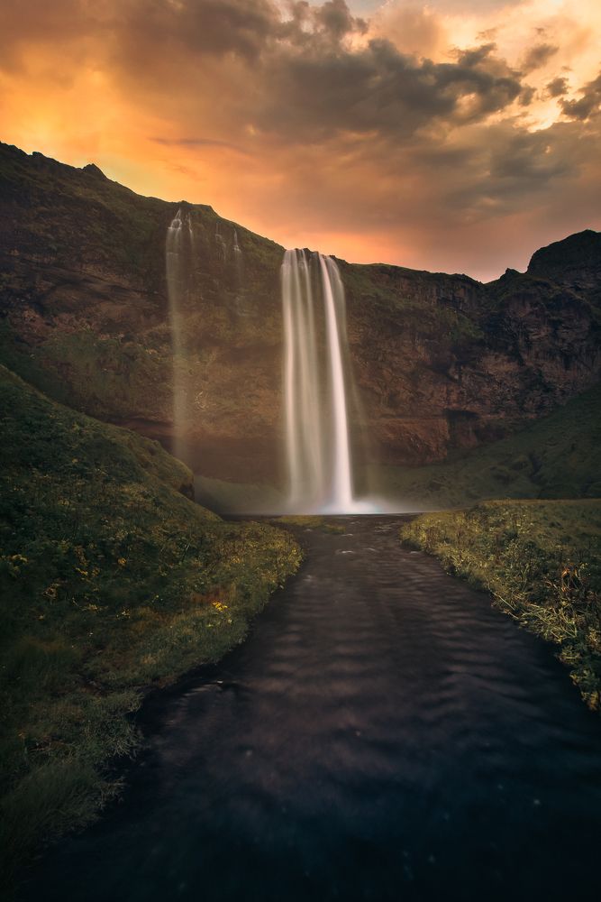 Photograph by Lopes Luis