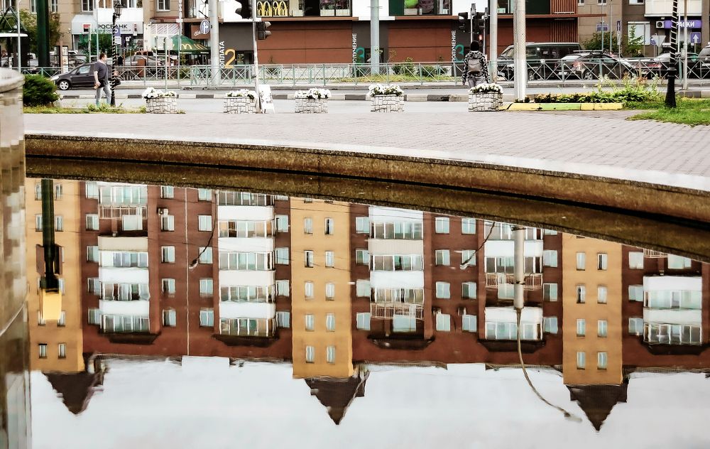 Город в фонтане заснул