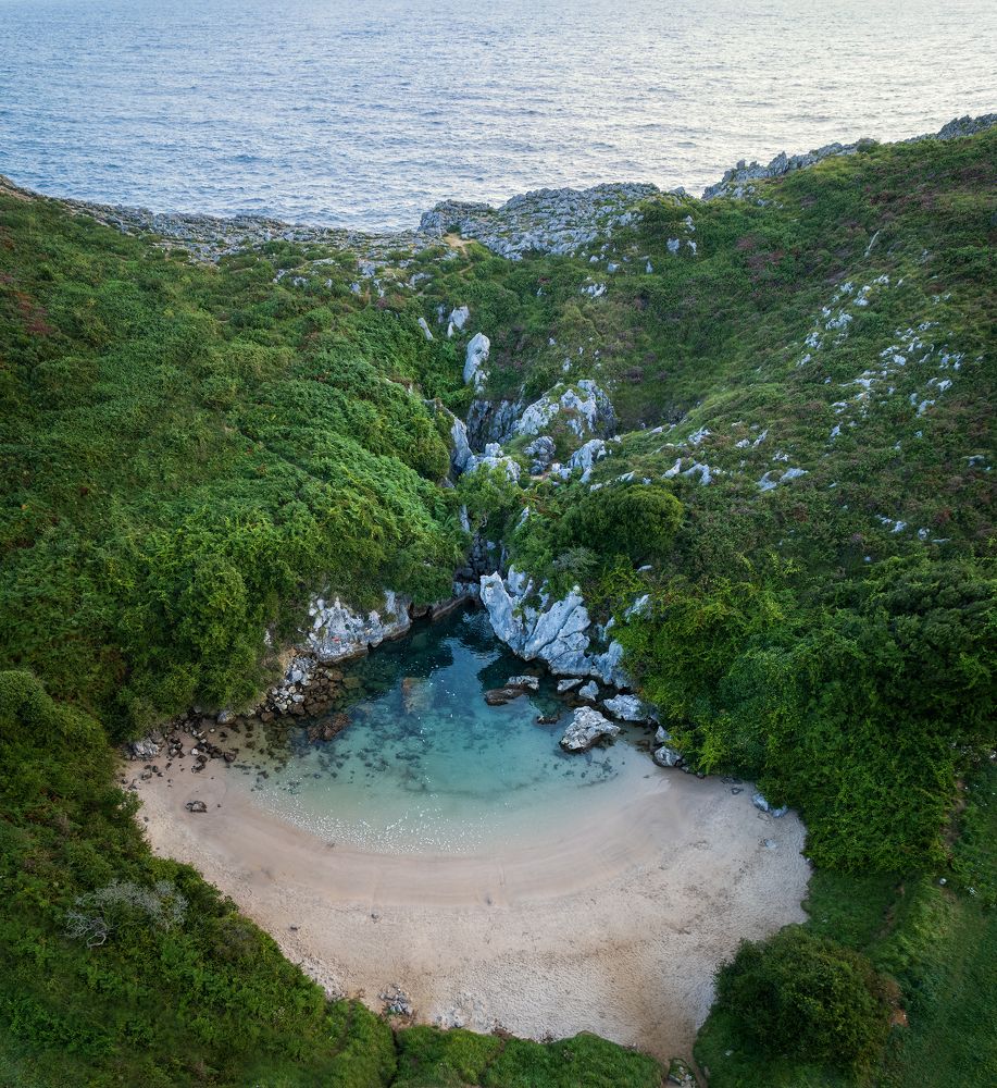 Photograph by Oscar Lata