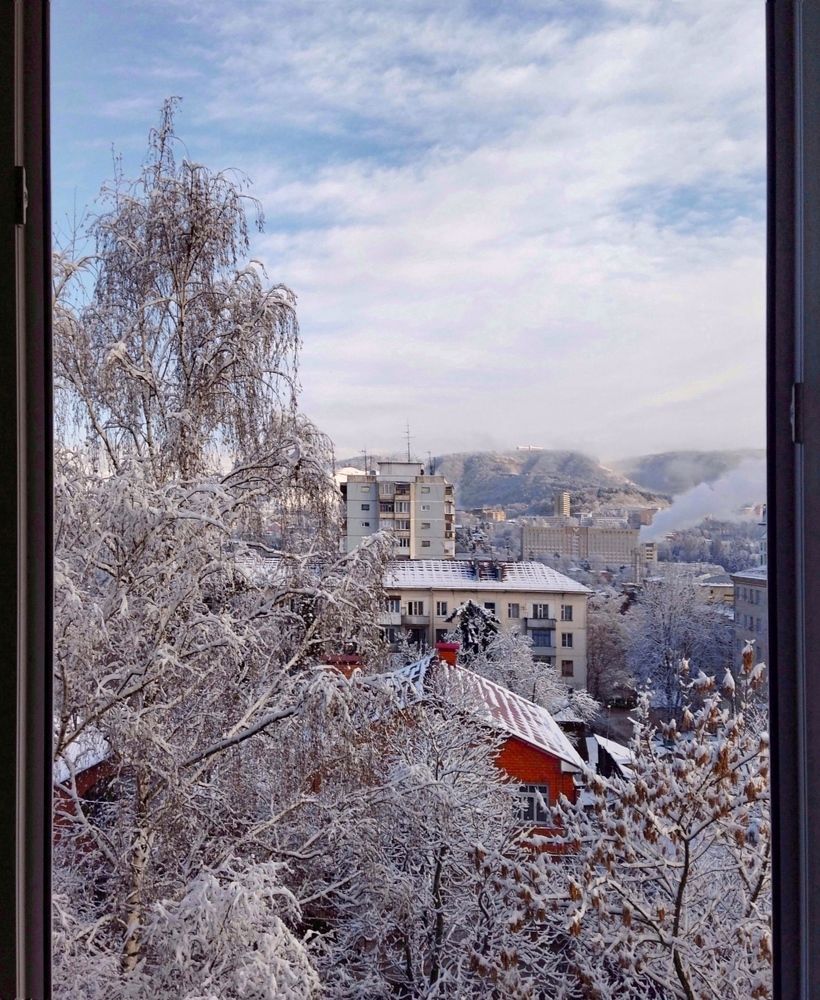 Зимний пейзаж в моём окне.