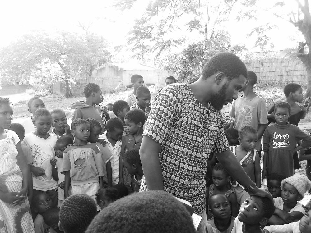 Children praying