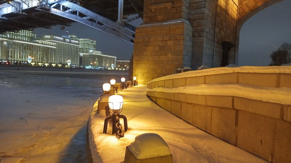 Свет на снегу