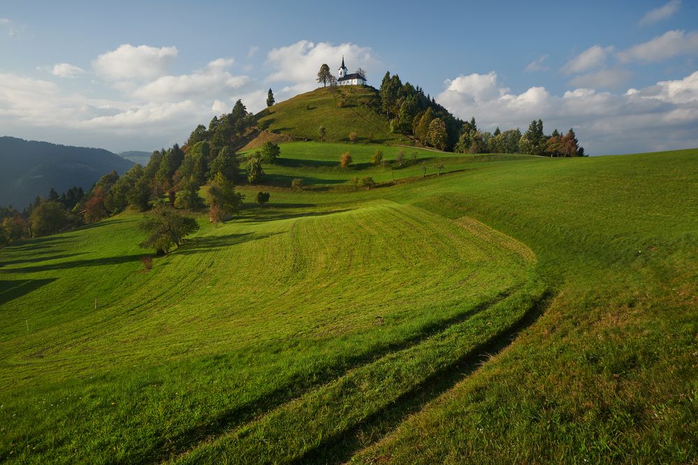 Photograph by Milan Samochin