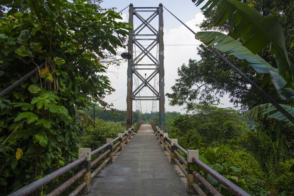 Curug suspension bridge