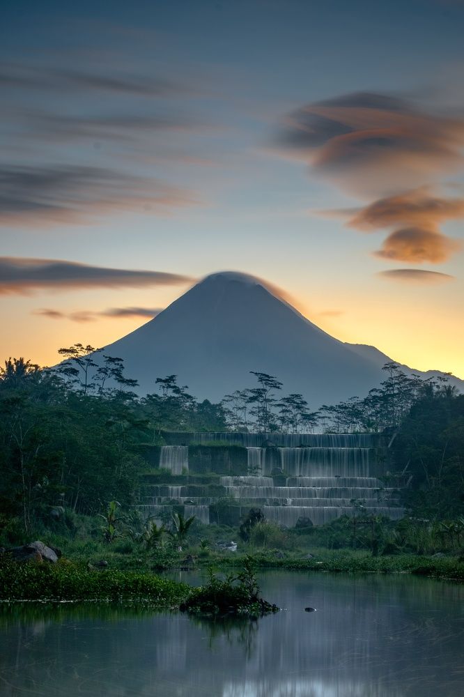 Photograph by Ion Hazardas