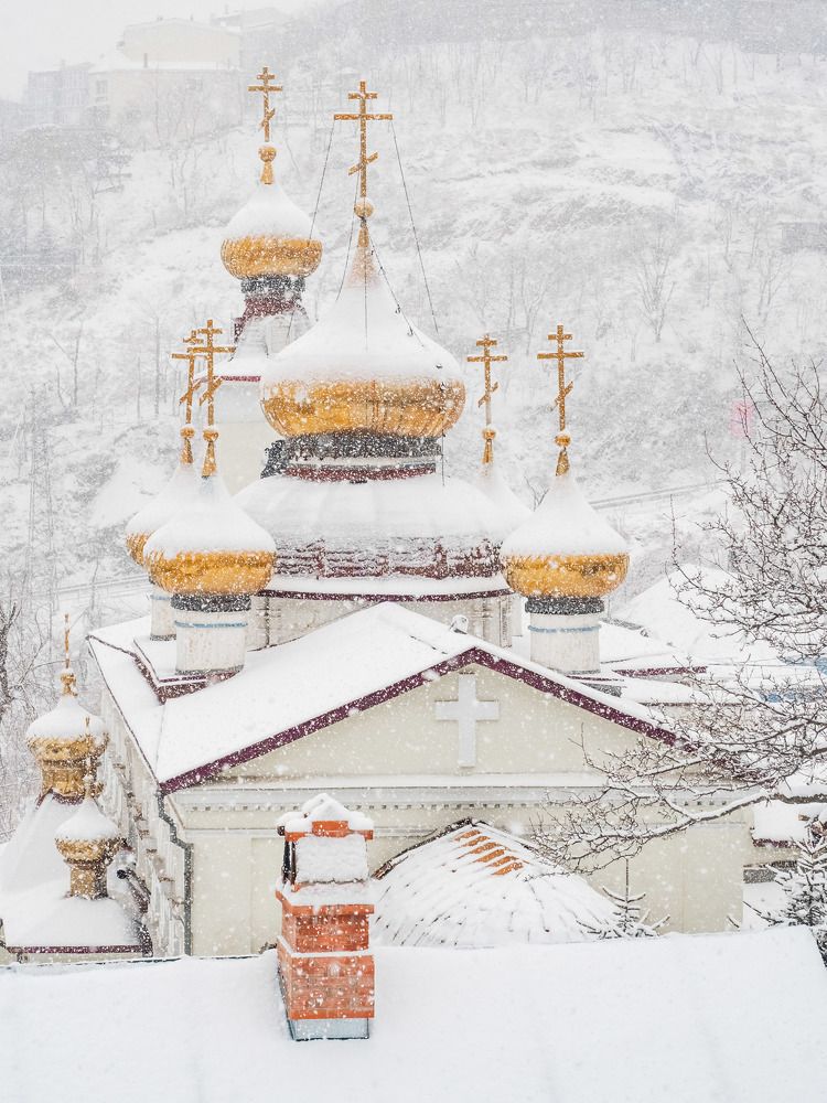 Photograph by Pavel Milovankin