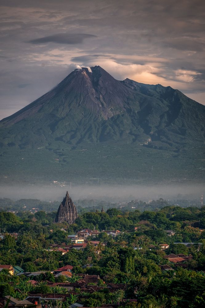 Photograph by Ion Hazardas