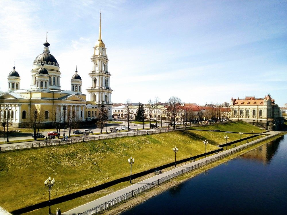 Вид с моста на Волжскую Набережную