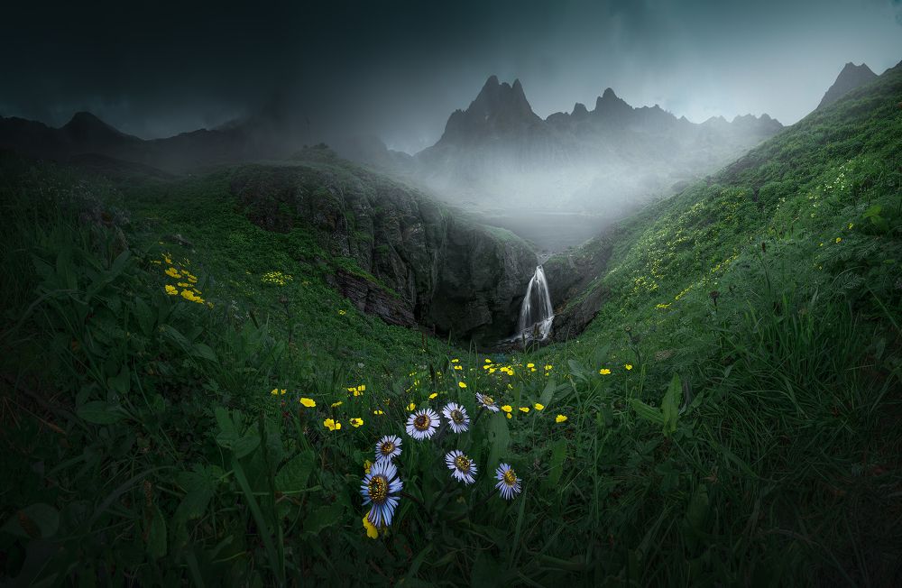 Photograph by Li Weinan