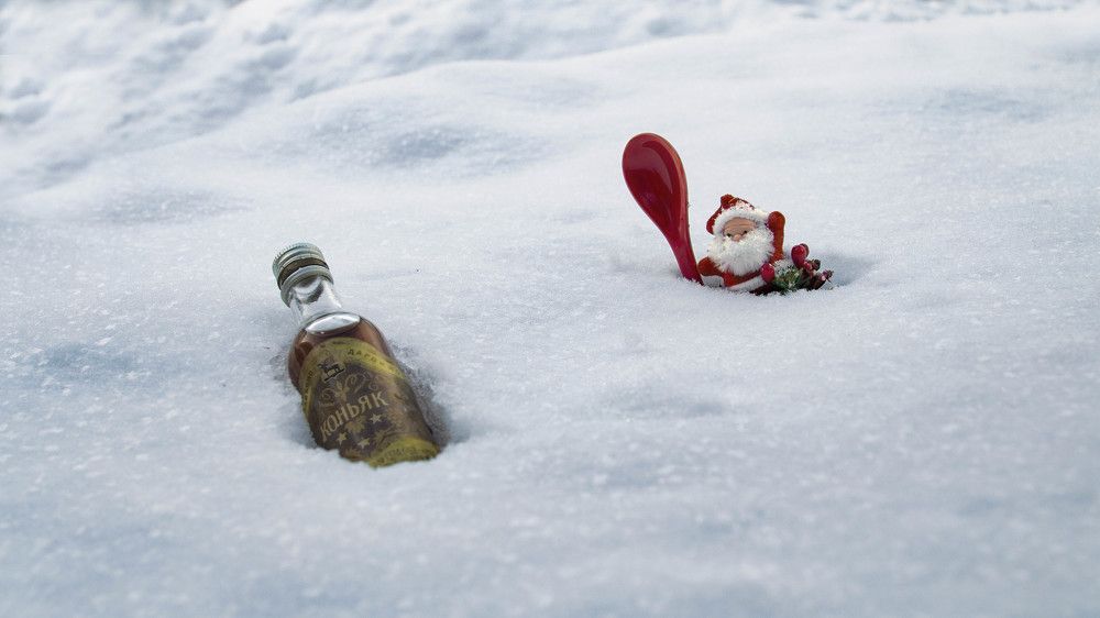 Микстуру - большой ложкой!