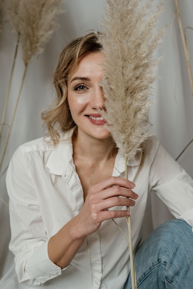 A portrait with fluffy grass