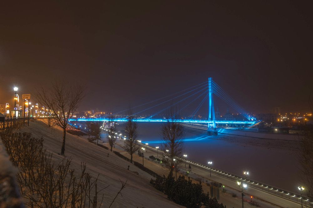 Мост Влюблённых в Тюмени.