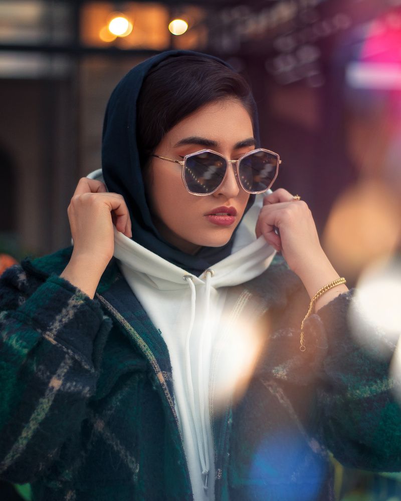 femail portrait in studio