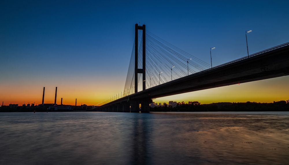 Вечерняя красота  Южного моста.