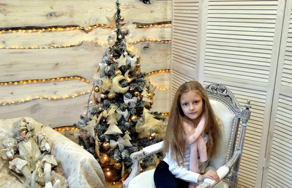 Студийный портрет девочки