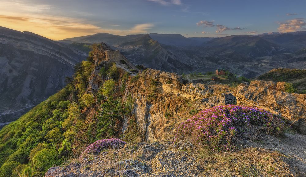 Утро башни Шамиля