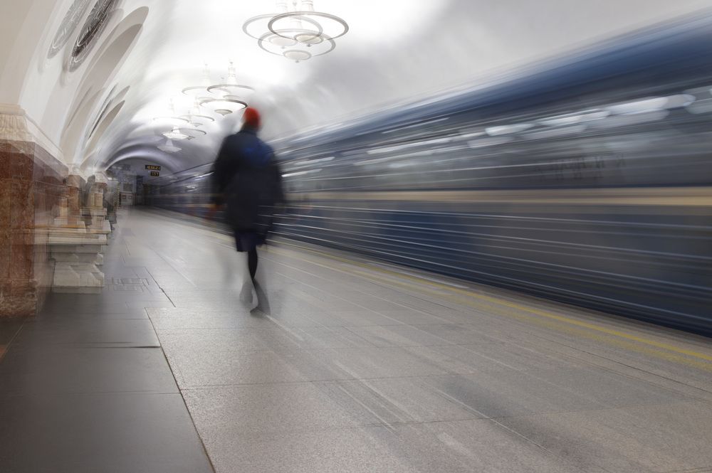 в движении...