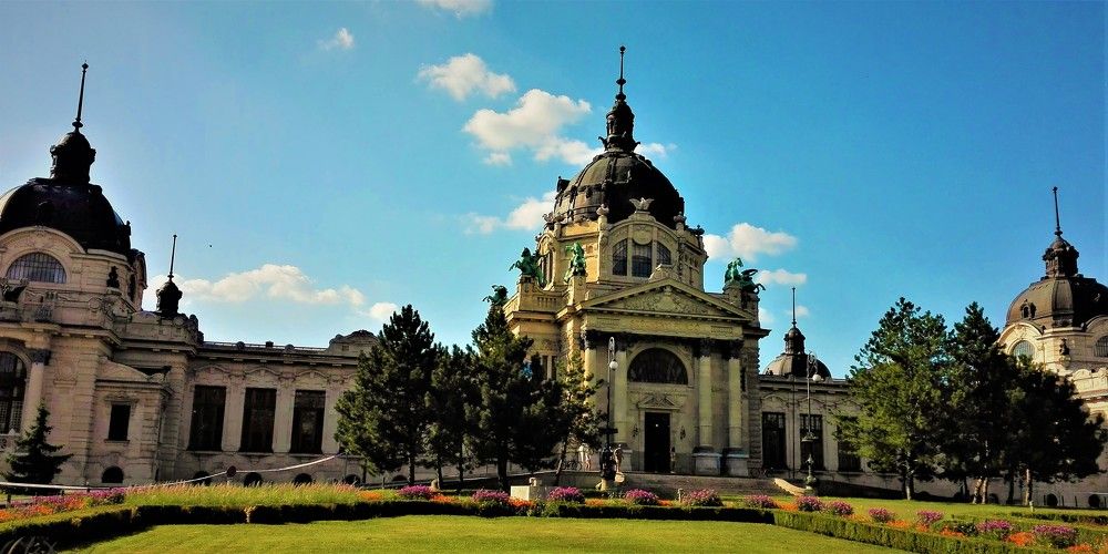 Photograph by Nataliya Wintraecken