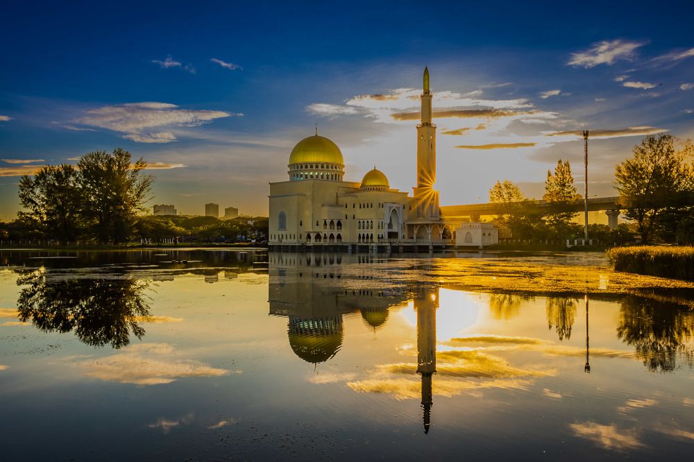 The Puchong Mosque in the Morning