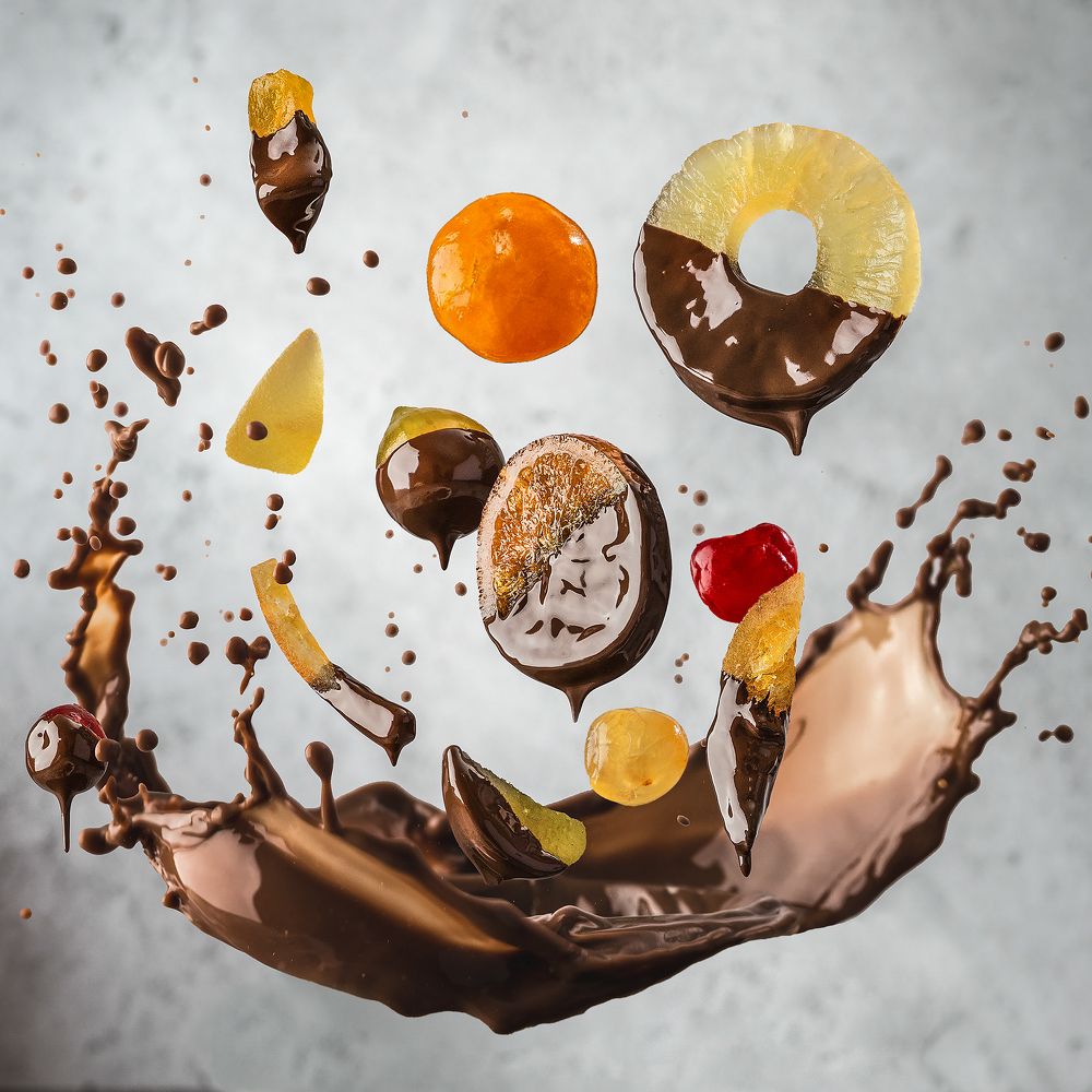 Фрукты в шоколаде