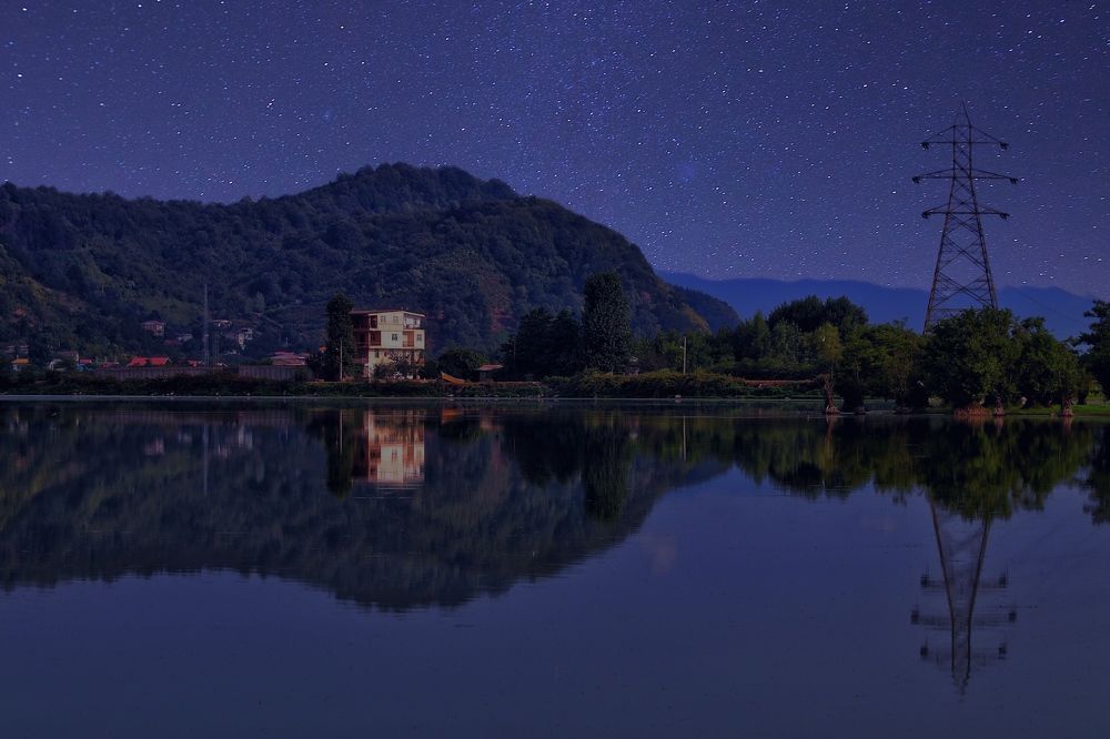 Photograph by Keyvan Hosine pour