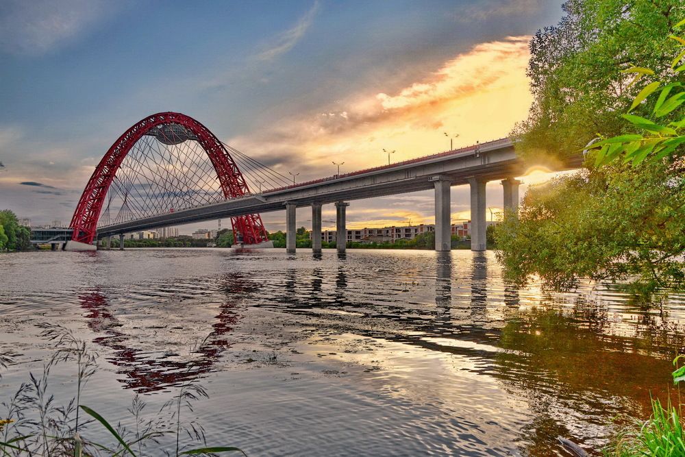 Живописный мост.