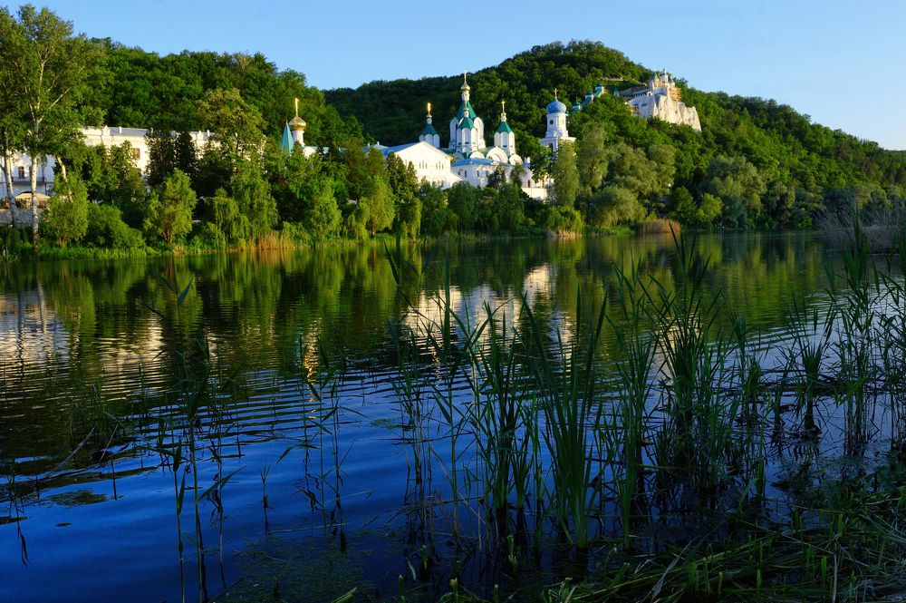 Вечер в Святогорские