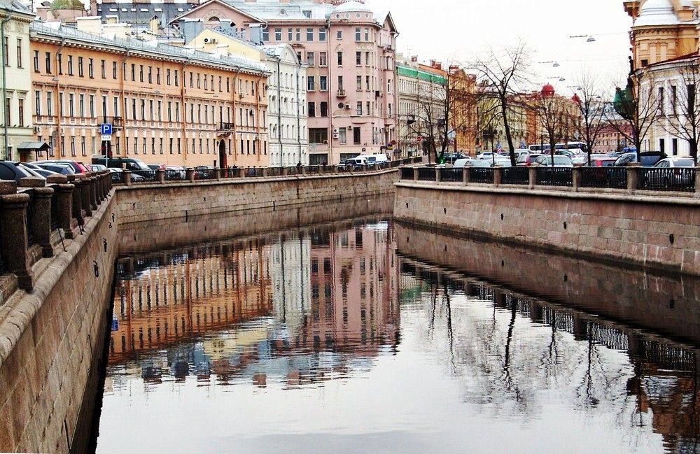Весенняя палитра Петербурга