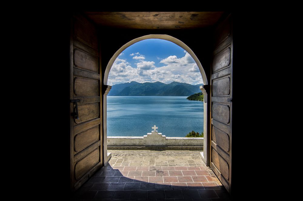 Photograph by Juergen Buechel