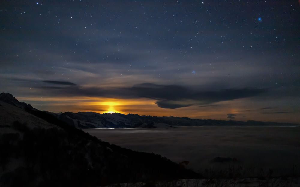 восход луны