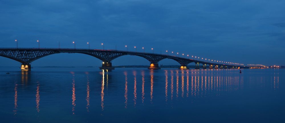 Мост через Волгу