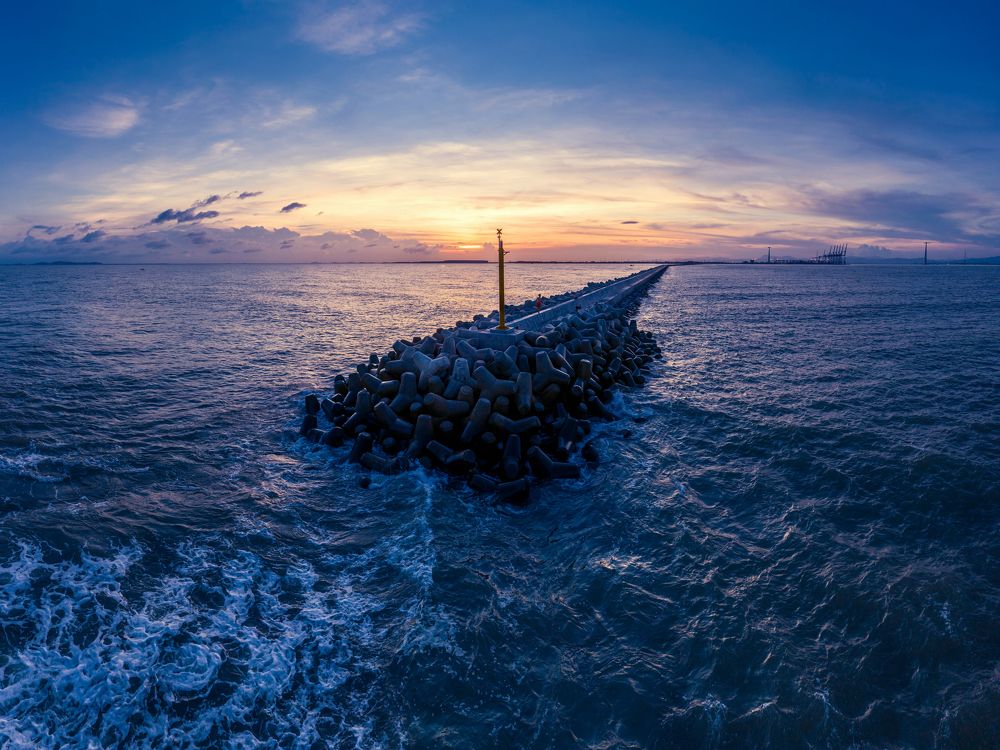 Photograph by Ba Hung Do