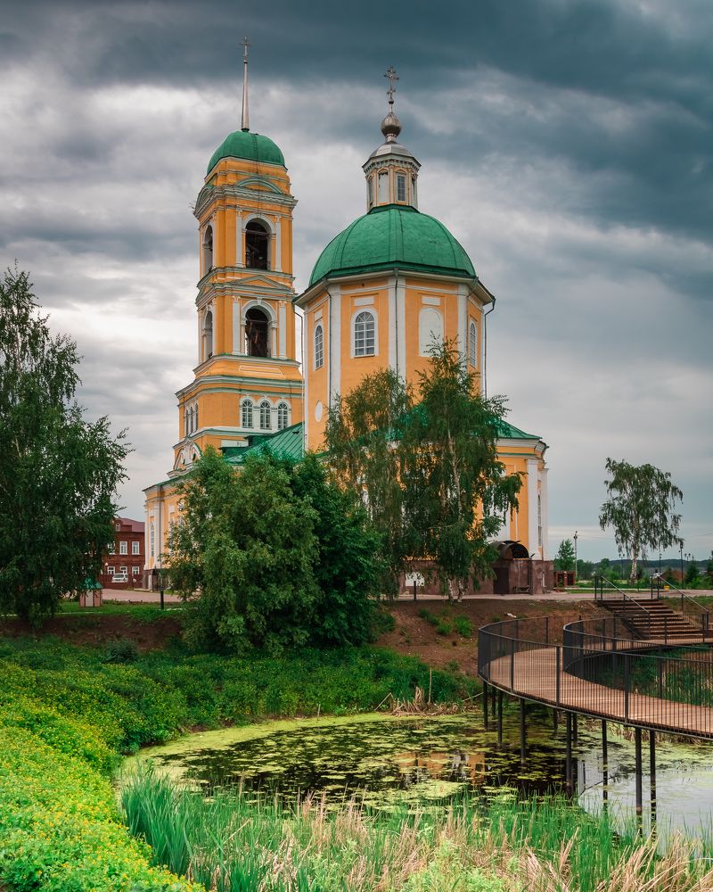 Никольский храм