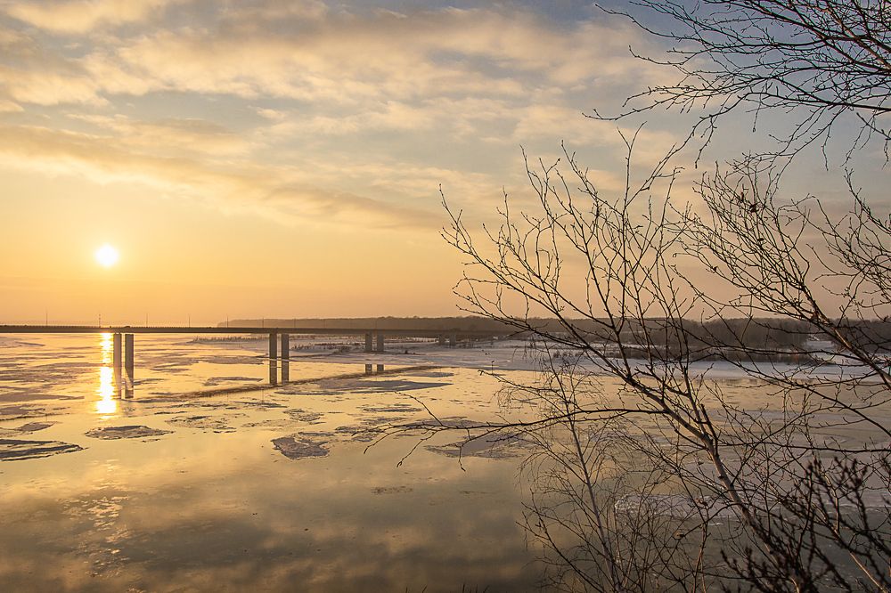 Мост между небом и водой
